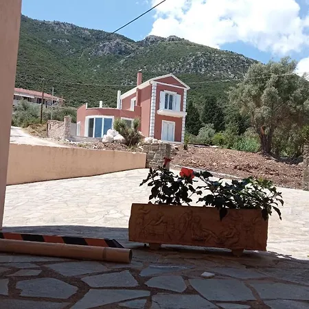 Stavros & Lydia *